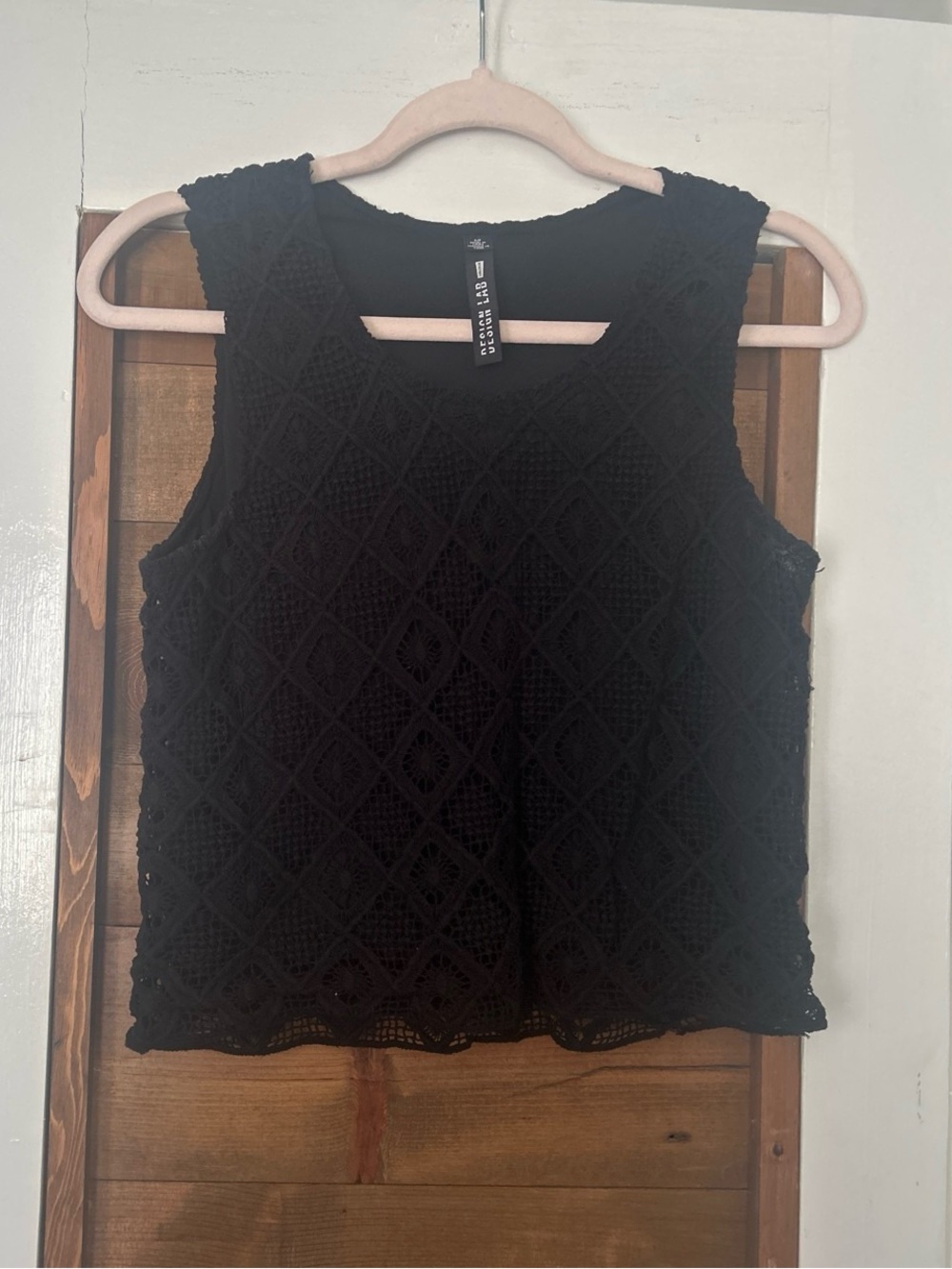 Design Lab Lord & Taylor Black Crochet Tank Top